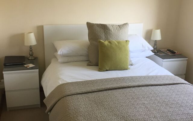 Oak Lodge Bed & Breakfast