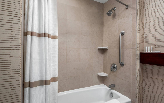 Residence Inn by Marriott Cincinnati Downtown/The Phelps
