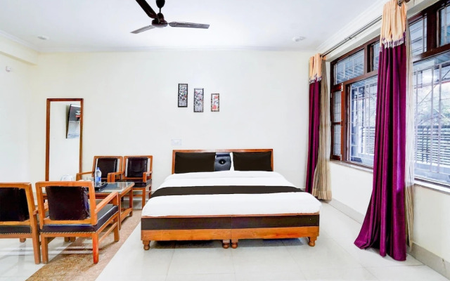 Blissful Mountain View Near Mall Road