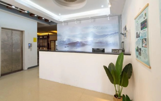 Yangshuo Menai Hotel (20 yuan People's Scenic Area Xingping Ancient Town) – Lobby – Guilin