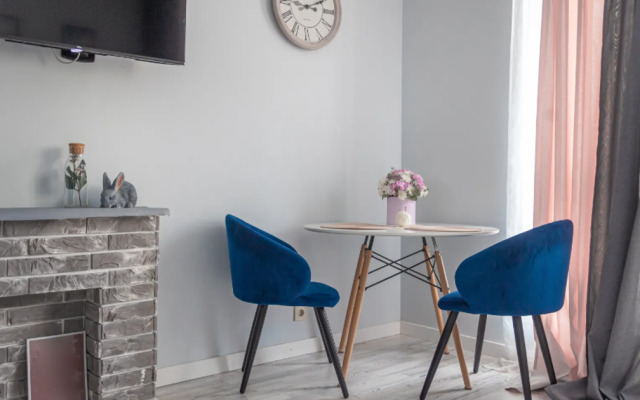 Apartmens PTS (Apartmens PTS) on 2A Kadomtseva Street