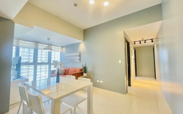 Uptown Parksuites 1