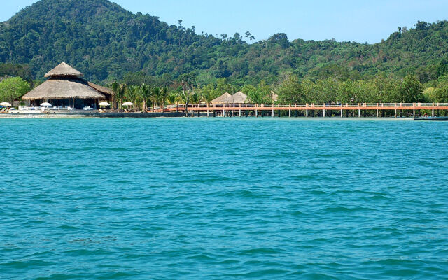 The Blue Sky Resort Koh Payam