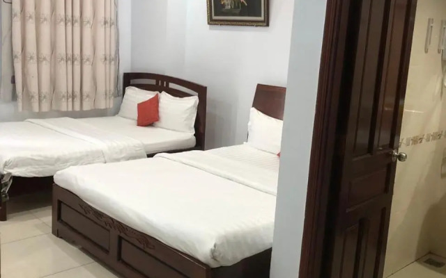 OYO 130 Tuan Long Hotel