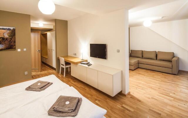 Lisensky Dvur