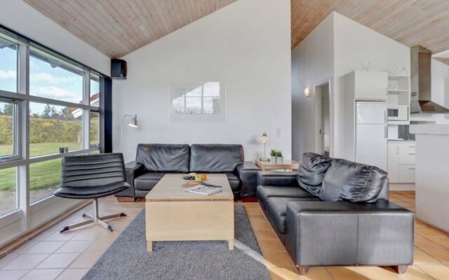 "Wreth" - 300m from the sea in Funen