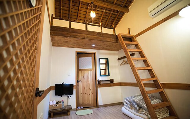 Jeongju Star World Pension