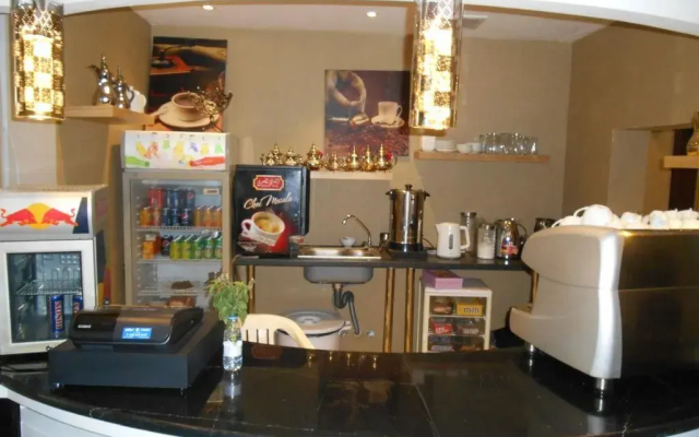 Julanar Alsharq Suites