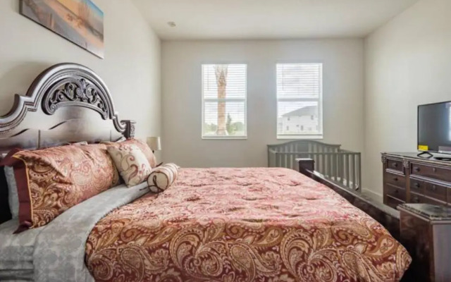 #2551 Disney-Private pool-Lake view 12BR/11.5BA