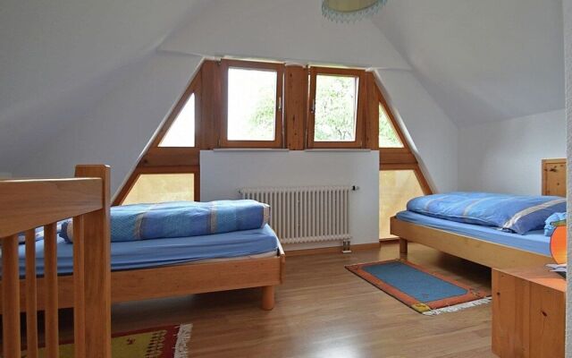 Countryside Apartment With Garden