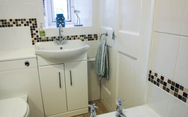 Gillyflower Cottage