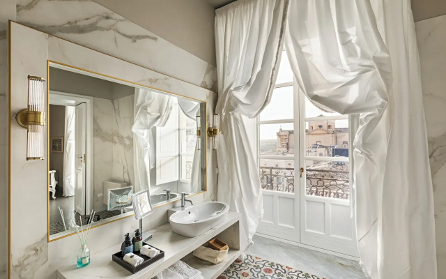 Seven Rooms Villadorata