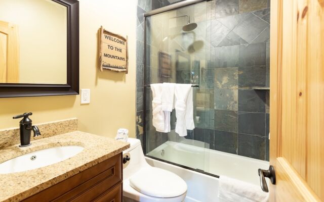 Moonridge Serenade #1967