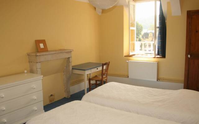 Le pavillon du château de Prye