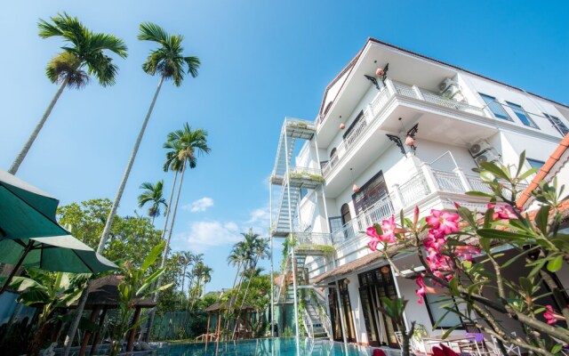 7S Hotel Nipa Riverside Villa Hoian