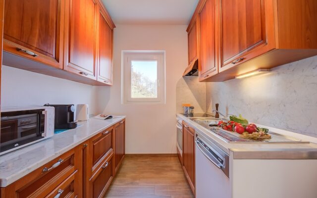 Ca' Gina Panoramica - Monte Bre