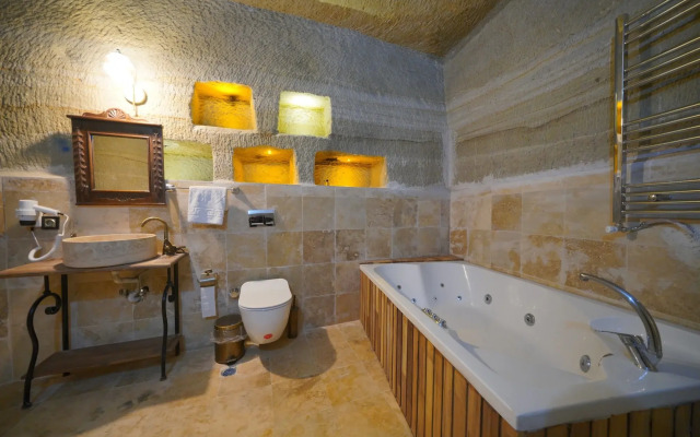 Travel Inn Cave Hotel