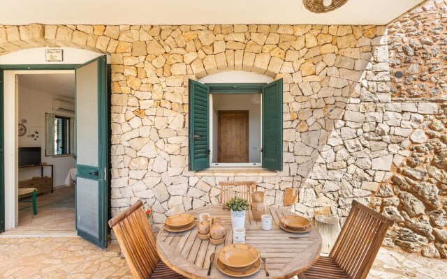 3248 Stone Hill House by Barbarhouse