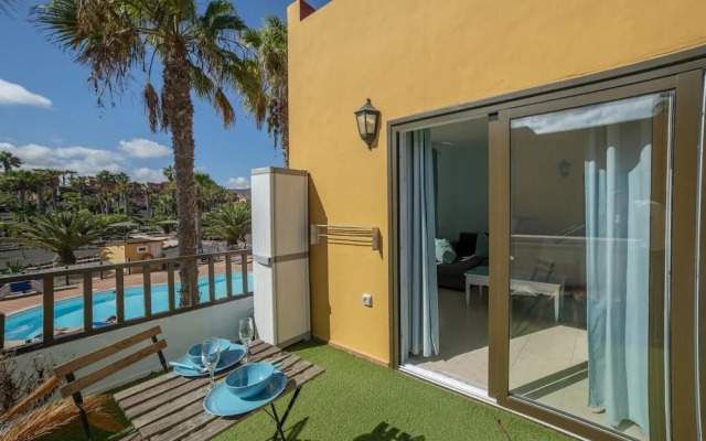 Oasis Royal  11 pool view apartment