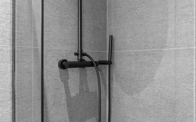 ALTIDO Modern Self Check-In Studio in Porto