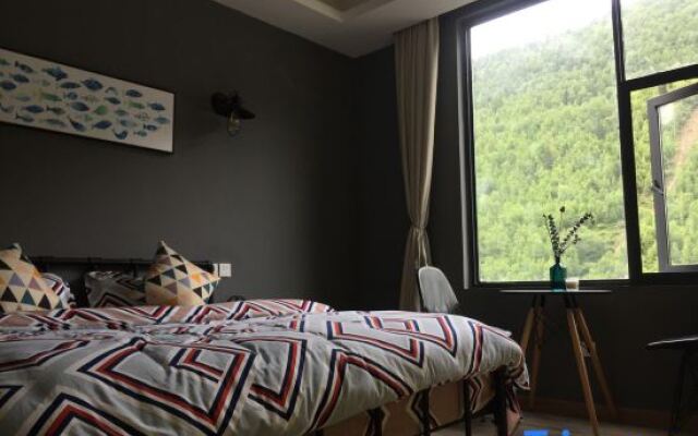 Xidu International Youth Hostel