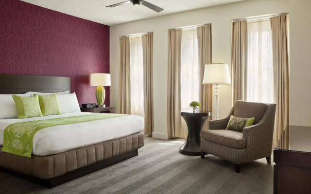 Union Square Plaza Hotel