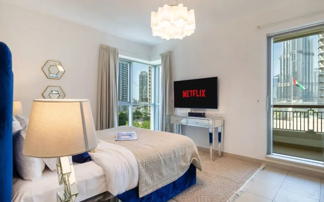 2BR w Burj Khalifa View near Dubai Mall