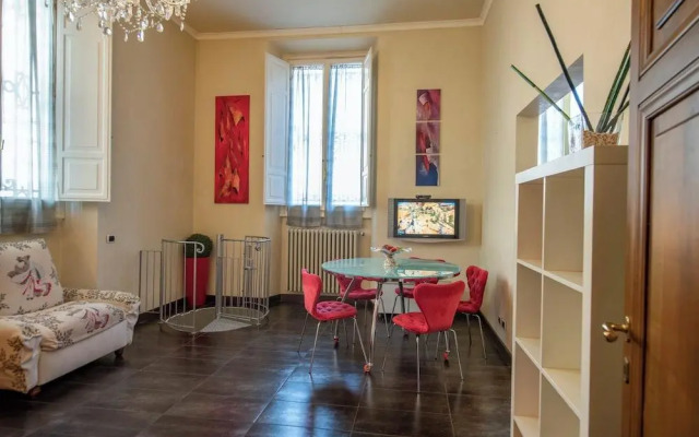 Indipendenza Apartment by Mamo Florence