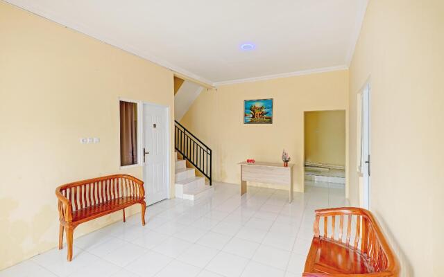 OYO 90424 Kangen House