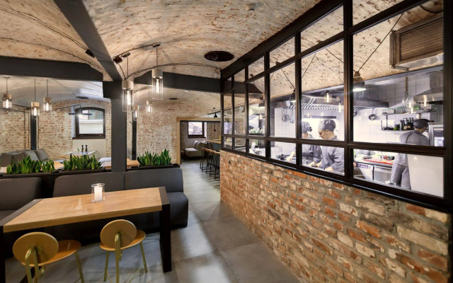 FERENC Hotel & Restaurant