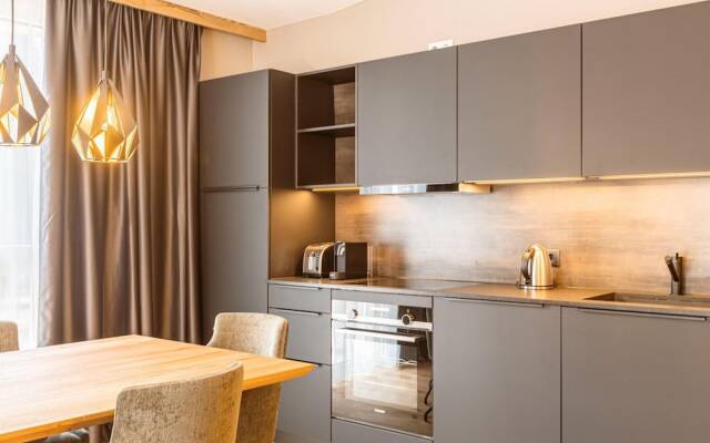 Modern Holiday Apartment With 2 Bedrooms in Fugen