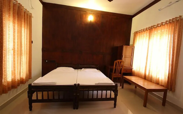 Raja Park Beach Resort