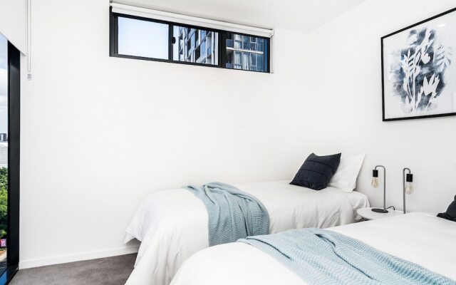 Adam + Eve - 2 Bedroom Luxury Apartment