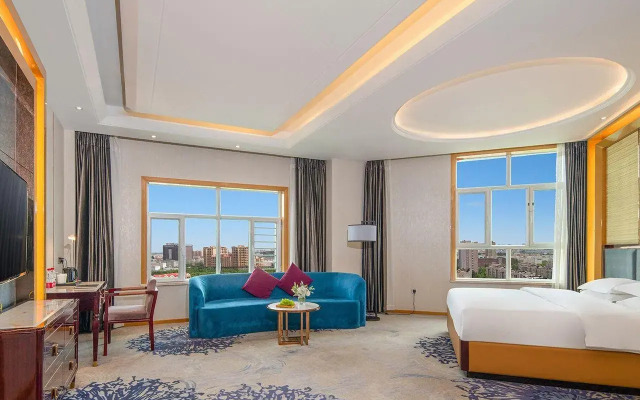Metropolo Yining Development Zone Hotel
