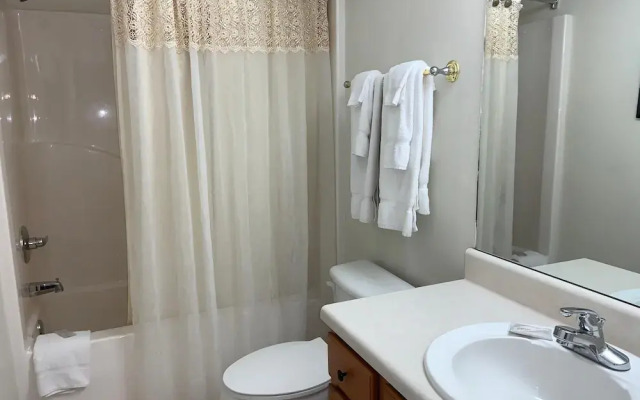 Whispering Pines 622
