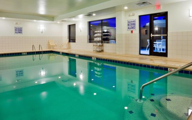 Holiday Inn Express Hotel & Suites Kodak East - Sevierville by IHG