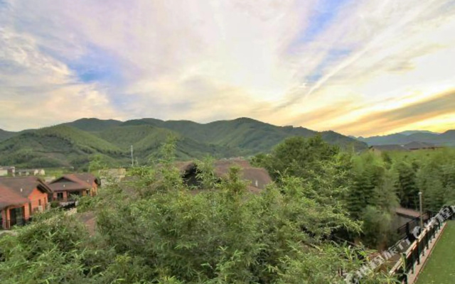 Henon Bamboo Retreats – Outside – Hangzhou