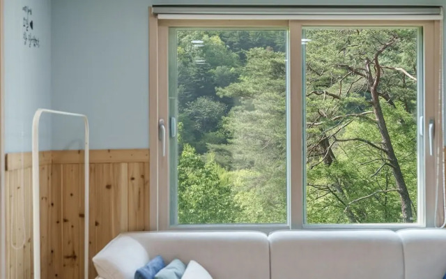 Gapyeong On The Hill Pool Villa