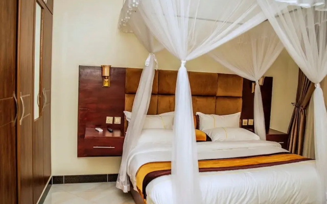 2 Bed - Sleeps 4 - Free Airport Shuttle