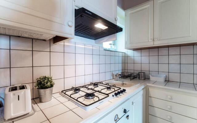 Lake Nest - by MyHomeInComo