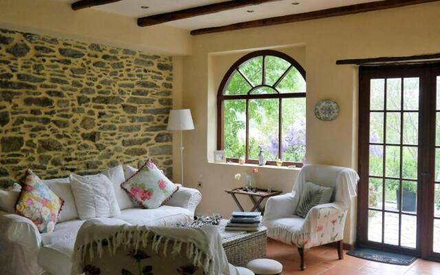 Wonderful 4 Bedroom Villa & separate guest house Villa Thalia
