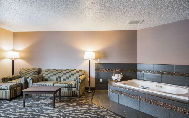 Quality Inn & Suites