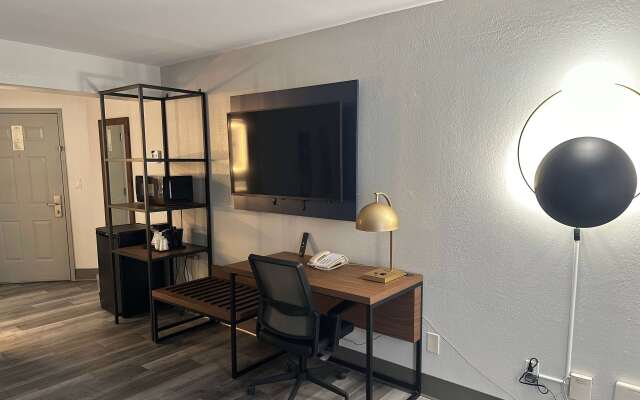 La Quinta Inn & Suites by Wyndham Birmingham Homewood