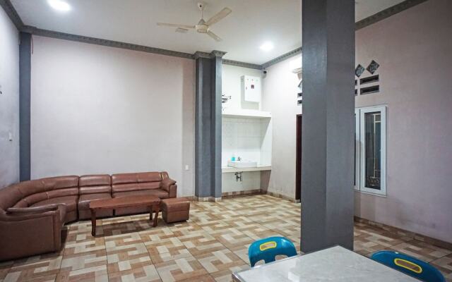 OYO 93355 Maestro Home Syariah