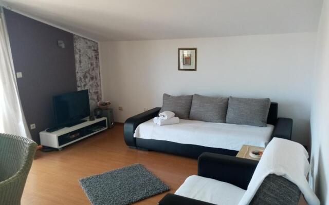 Apartments Anita Frane