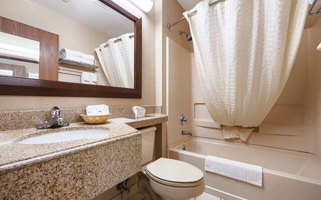 Best Western Crown Inn & Suites