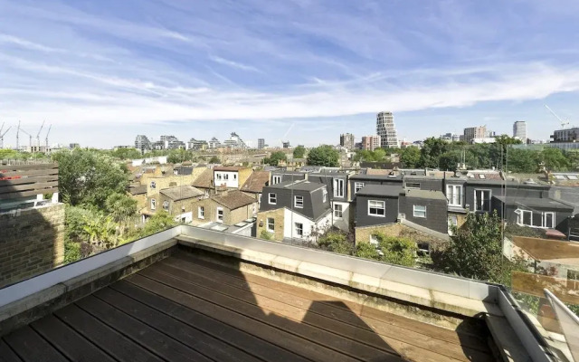 4-bed Flat With Amazing Balcony Views