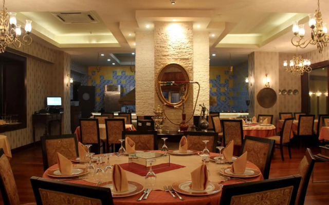 Goldcity Hotel