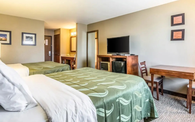 Salem Inn & Suites