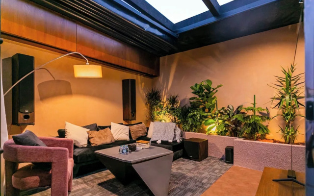 Portal Chalets With Private Pool-Al Arid